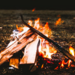 「ゆるキャン△」に続け!キャンプ飯で実践出来る「燻製」を学べるマンガを紹介!